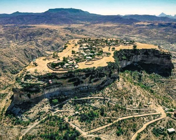 Monastère de Debre Damo vu du ciel